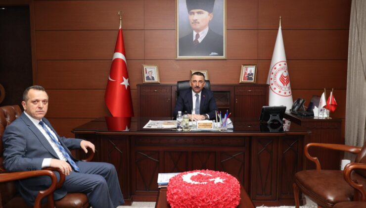 Zonguldak Valisi Osman Hacıbektaşoğlu, İl Nüfus ve Vatandaşlık Müdürü Tolga Abalı’yı kabul etti