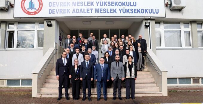 Devrek Meslek Yüksekokulu ile Uygulamalı Bilimler Yüksekokulunda Yeni Akademik Yıl Değerlendirildi