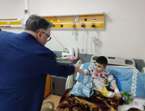 BEUN Rektörü Özölçer’den Bayramda Ziyareti: Hastalar ve Sağlık Çalışanlarıyla Bayramlaştı