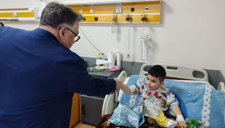 BEUN Rektörü Özölçer’den Bayramda Ziyareti: Hastalar ve Sağlık Çalışanlarıyla Bayramlaştı