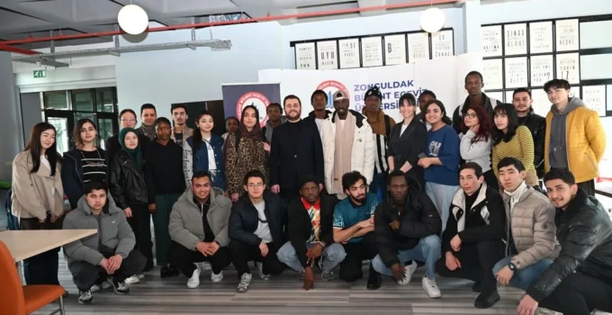 Evden Uzakta, Aynı Duyguda: Uluslararası Öğrenciler BEUN’da Bayramı Konuştu