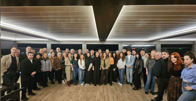 KGD üyeleri iftarda buluştu