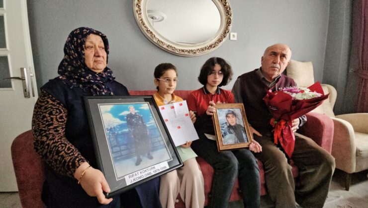 Öğrencilerin yazdığı mektuplar şehit babasını gözyaşlarına boğdu