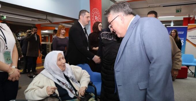 ÜNİDES Desteğiyle BEUN’lu Öğrenciler ve Huzurevi Sakinleri Kuşaklar Arası Etkileşime Dikkat Çekti