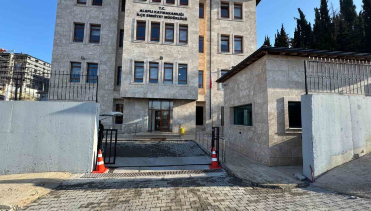 ALAPLI’DA SİLAHLI KRİZ: POLİS EKİPLERİ ŞAHSI 1,5 SAATTE İKNA ETTİ