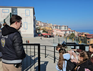 Zonguldak okullarında polis nöbeti başladı, veliler memnun!