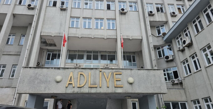 Devrek davasında sanıklar para transferlerini ‘borç’ ve ‘yardım’ olarak açıkladı