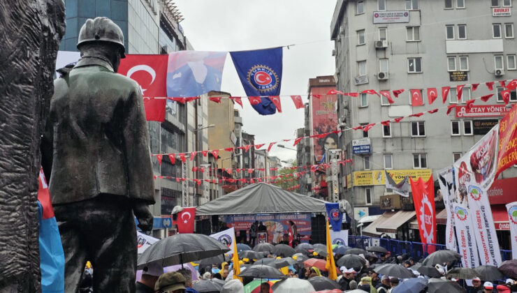 Zonguldak’ta 1 Mayıs Kutlamalarına Minik Madenci Damga Vurdu