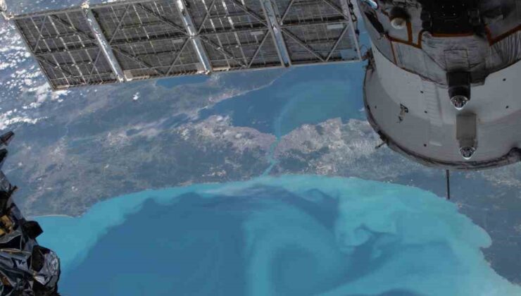 NASA Uyduları, İstanbul Boğazı’ndaki Turkuaz Renk Değişimini Belgeledi!