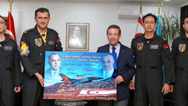 SOLOTÜRK pilotları KKTC’de ağırlandı