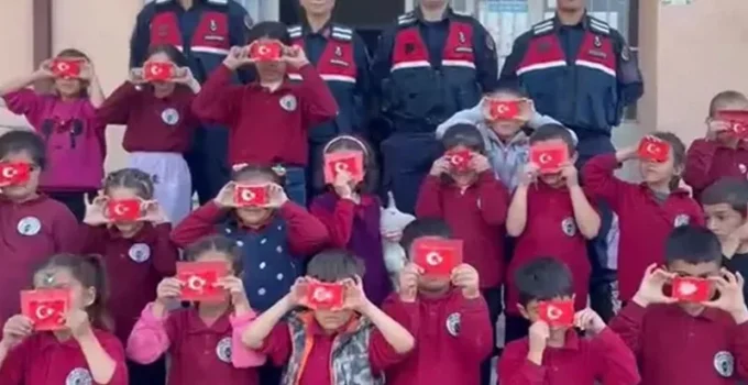 Bilecik’te jandarma öğrencilerle bir araya geldi