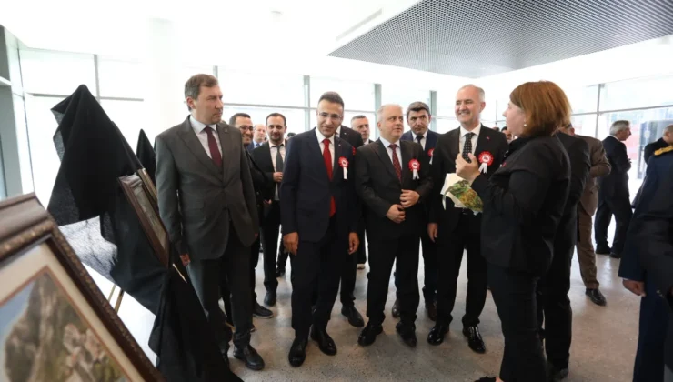 Bursa İnegöl’de Cumhuriyet Coşkusu goblen sanatıyla buluştu