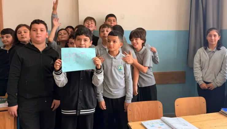Sakarya’da ortaokul öğrencilerine akran zorbalığıyla mücadele eğitimi